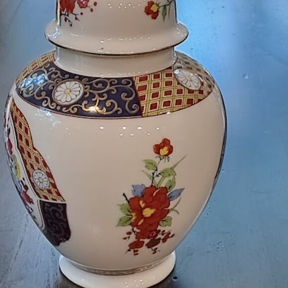 Gold Imari Mid-Century Japanese Porcelain Ginger Jar W/Lid Hand Painted Vintage - Picture 6 of 11